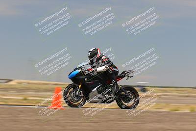 media/Jul-22-2022-TrackDaz (Fri) [[ca4971259a]]/Group B/130pm (Wheelie Bump)/